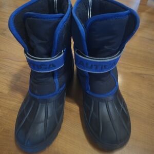 Boys Nautica Size 5 Snow Boots Blue Black Winter